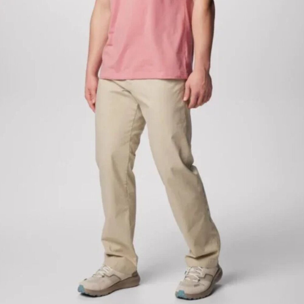 Columbia Men’s Flex ROC™ Pants in Fossil Khaki Size 54W 32L NWT $55